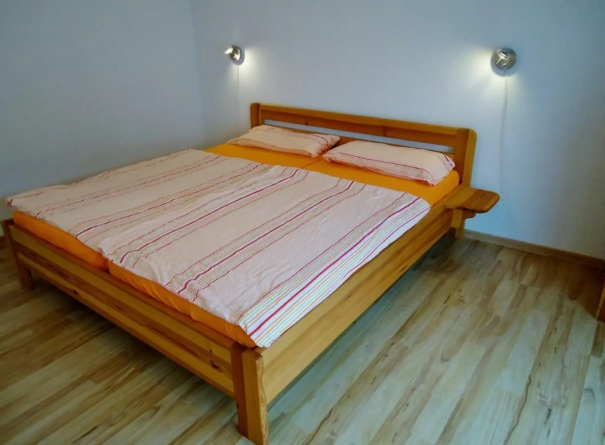 Villa Ana Savudrija 3*,